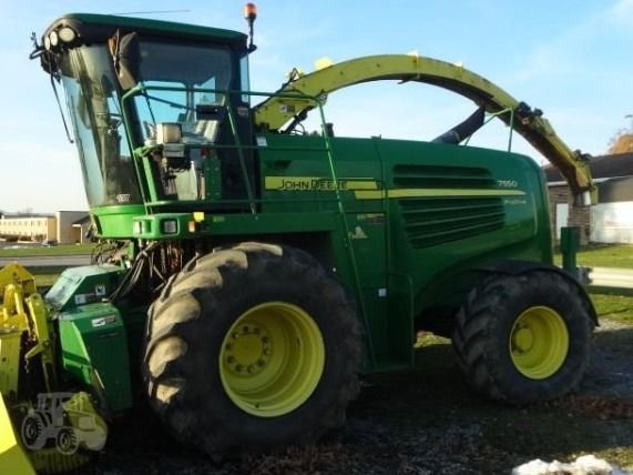 Forrageira-John-Deere-7550-Ano-2012